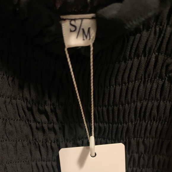 NWT Ruffle Hem Smocked Bodycon Midi Dress - Black - Picture 6 of 6